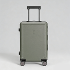 OSO Hybrid Luggage - Silent PC Carry-On with USB
